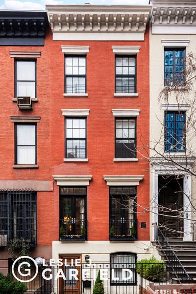 Situated on the south side of a tree lined block in the desirable Carnegie Hill neighborhood sits 162 East 93rd Street, a charming, four story single family home.