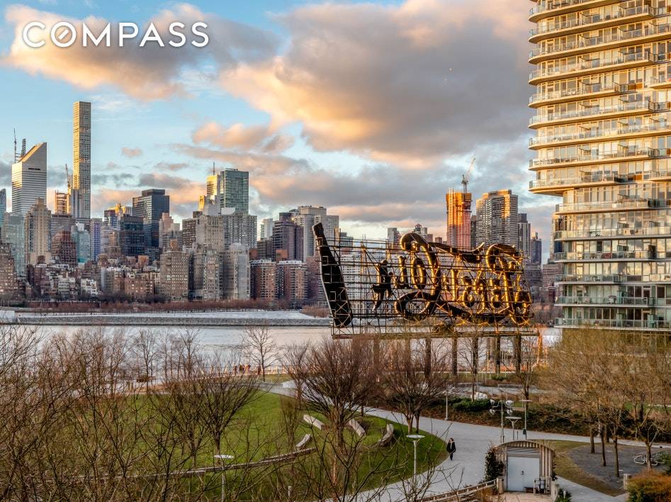 Impressive Full Sized 2 Bedroom 2 Bath overlooking the Manhattan Skyline Private balcony to enjoy the breath taking views Complimentary Fitness Center, Recreation Lounge with Wifi, Shuttle Bus, Outdoor Garden ...