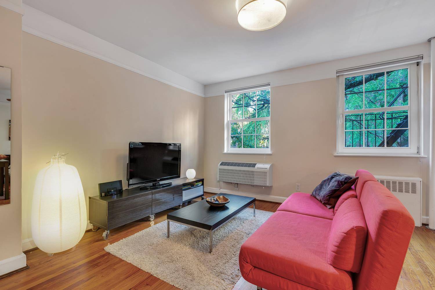 The Apartment Amazing opportunity to rent a beautifully furnished studio apartment in a historic Chelsea townhome !