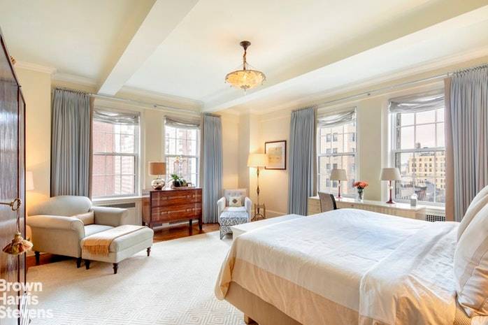 This beautifully renovated and South facing 9 room home at famed 1185 Park Avenue is very special.