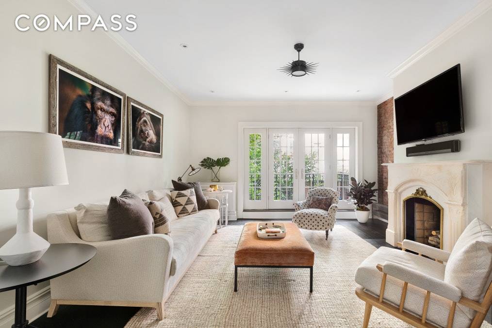Situated on West Chelsea's most desirable and stunning tree lined block, this meticulously renovated brownstone residence blends townhouse living with apartment convenience.