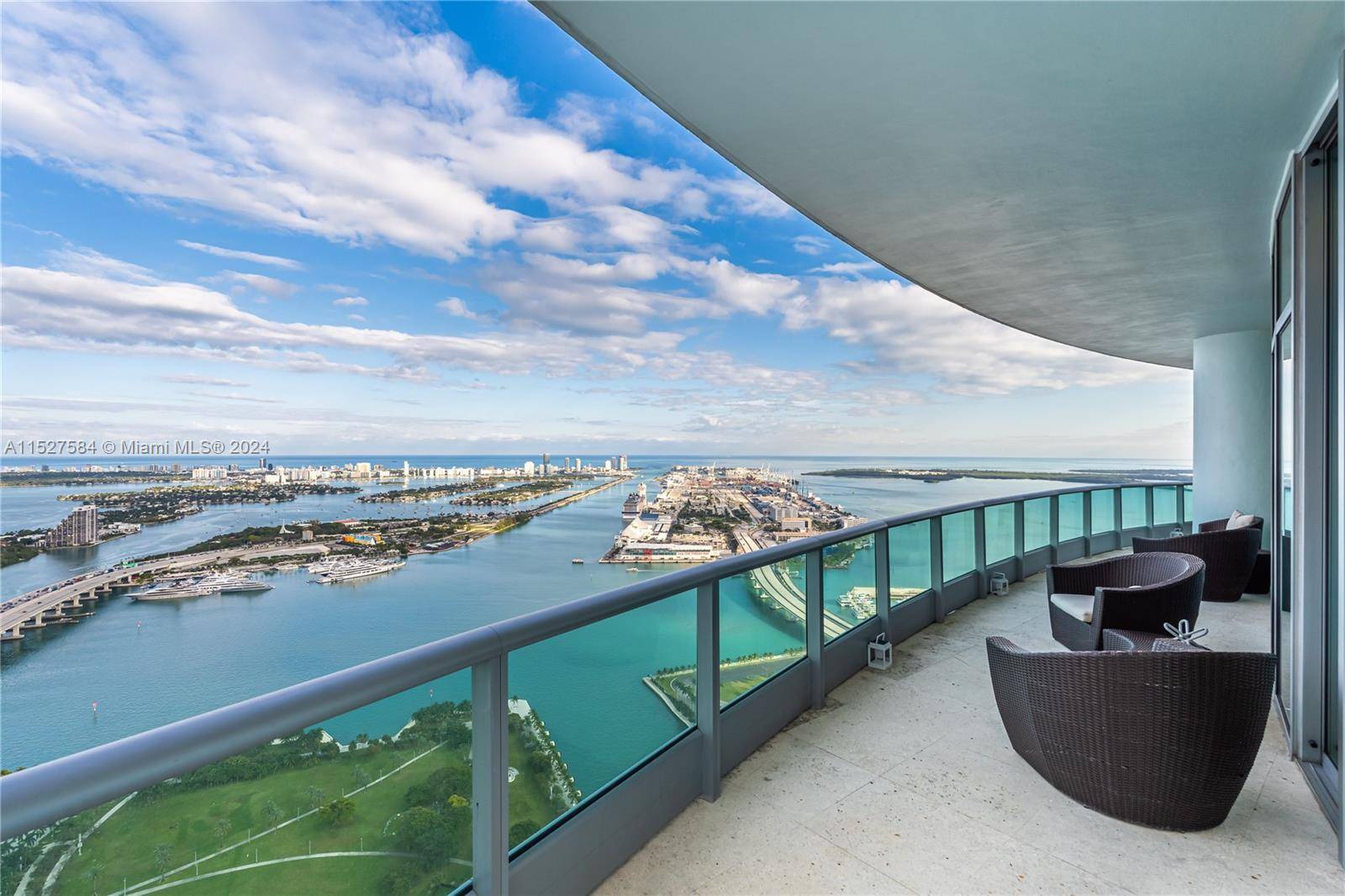 Welcome to the epitome of luxury living at 900 Biscayne Bay !