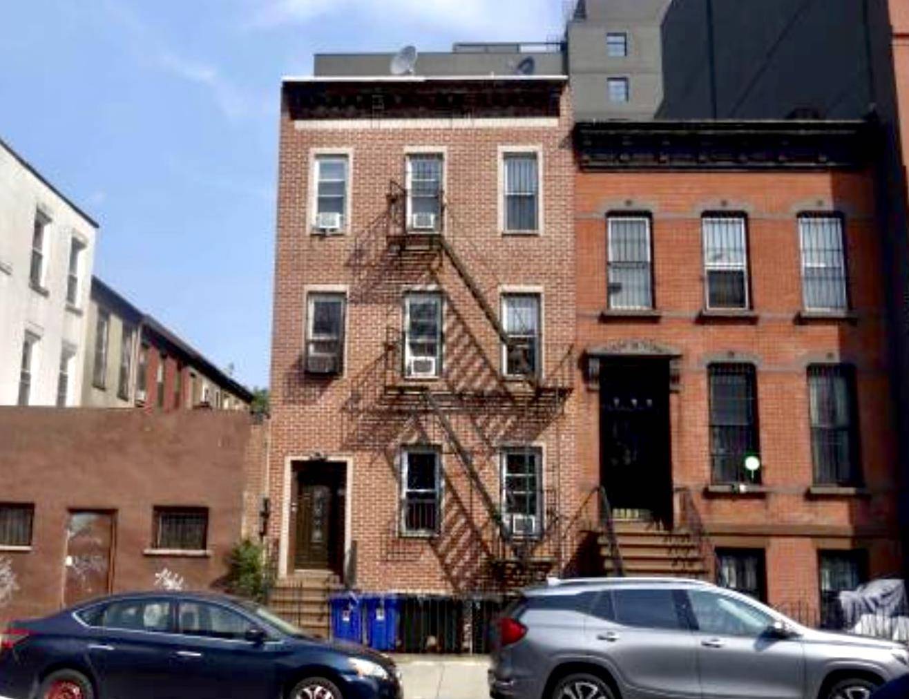 Welcome to 289 Herkimer Street, a colonial brick townhouse in the heart of Bedford Stuyvesant.