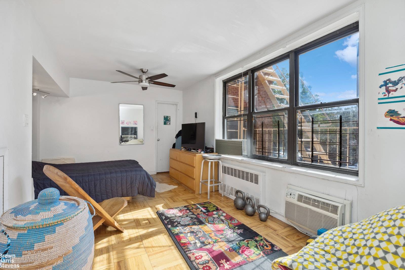 Welcome to 185 Prospect Park Southwest located across from Prospect Park and in the Heart of Windsor Terrace.