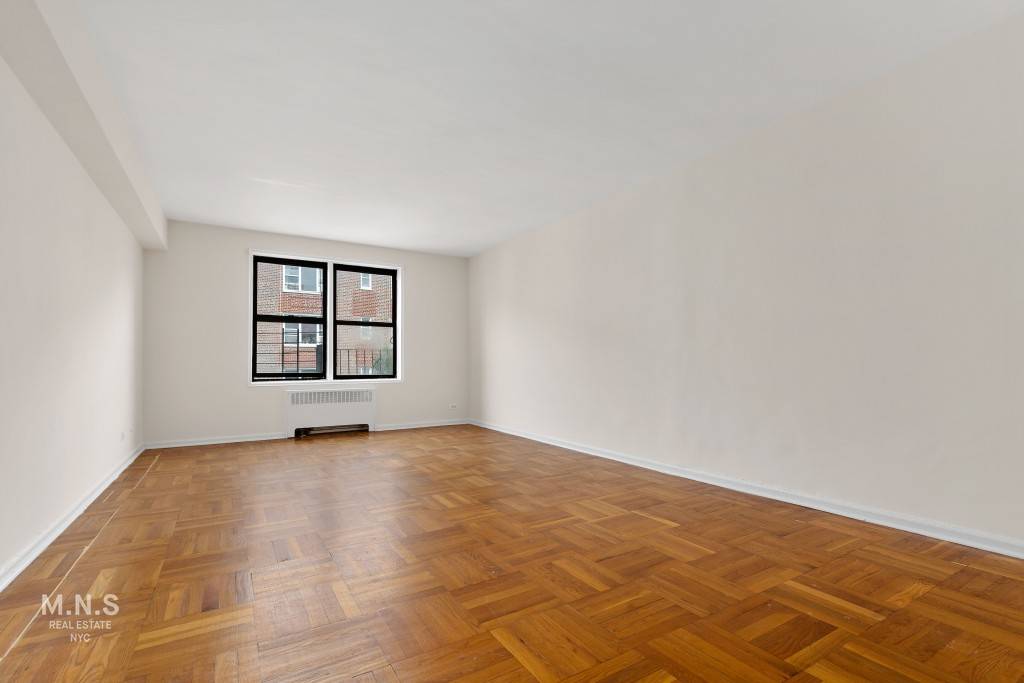 Beautiful 2 Bedroom Apartment Now Available This is a rent stabilized unit with a minimum income requirement of 36x the rent 83, 736 based on your household annual income after ...