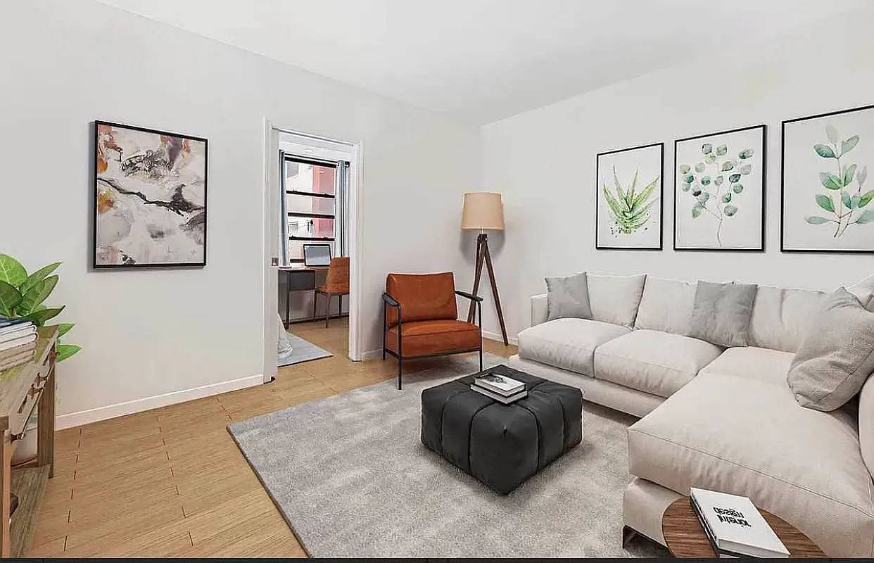 5BR 2BA WITH IN UNIT LAUNDRYgift card will be included in this rentalThe Apartment Five queen sized bedrooms Common space perfect for relaxing or entertaining New kitchen with stainless steel ...