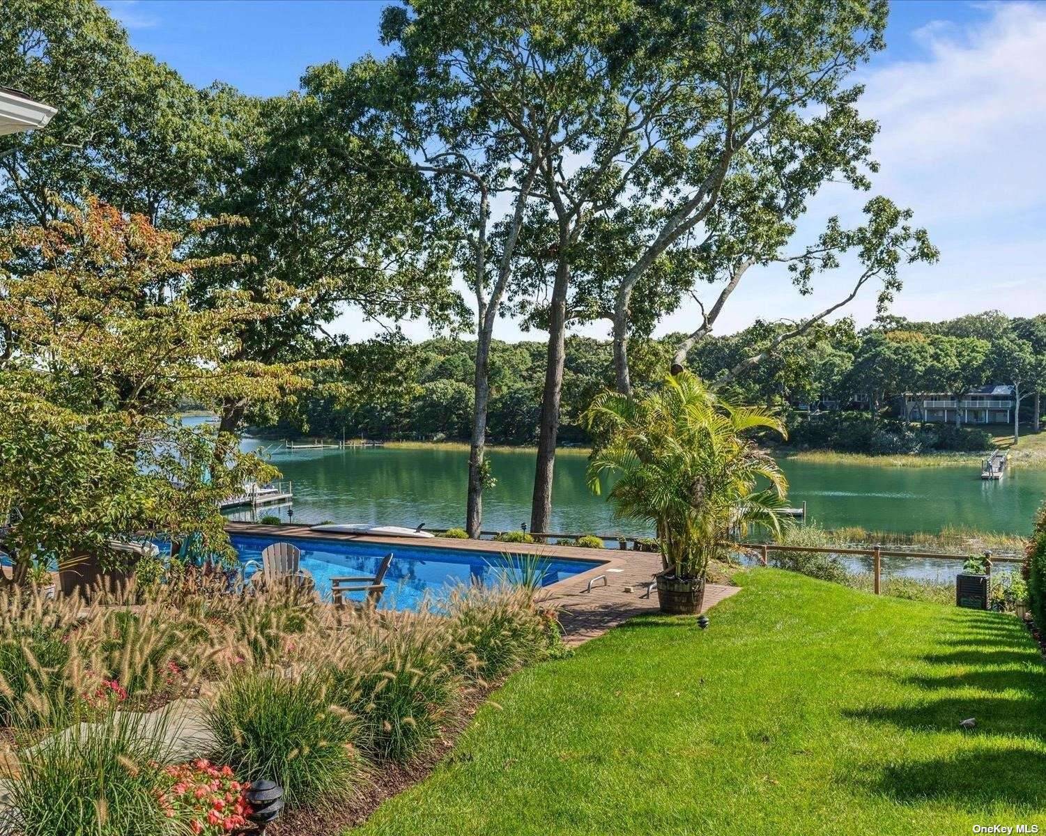 Welcome to this exceptional waterfront oasis !