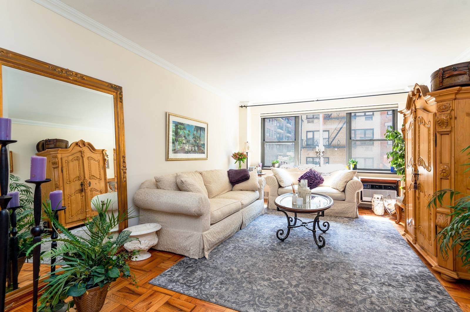 This one bedroom home boasts exceptionally large rooms, and south facing windows bring in natural light all day long.