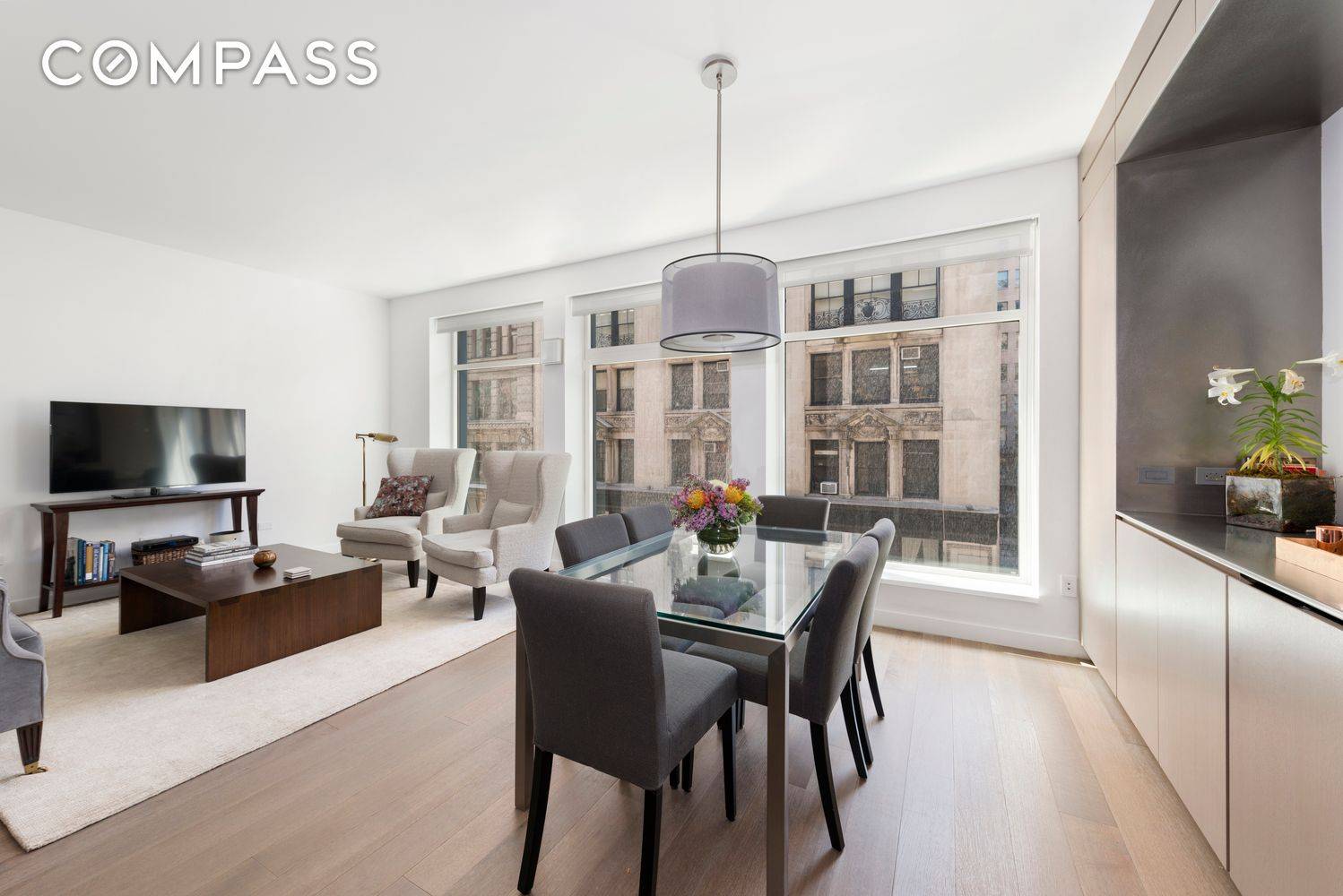 This full floor two bedroom two bath stylish home is located in the heart of the vibrant, fun and convenient Flatiron district.