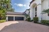 3 CAR Garage