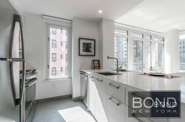 This brand new corner 1 Bed has floor to ceiling windows with two glass doors onto the wraparound balcony.