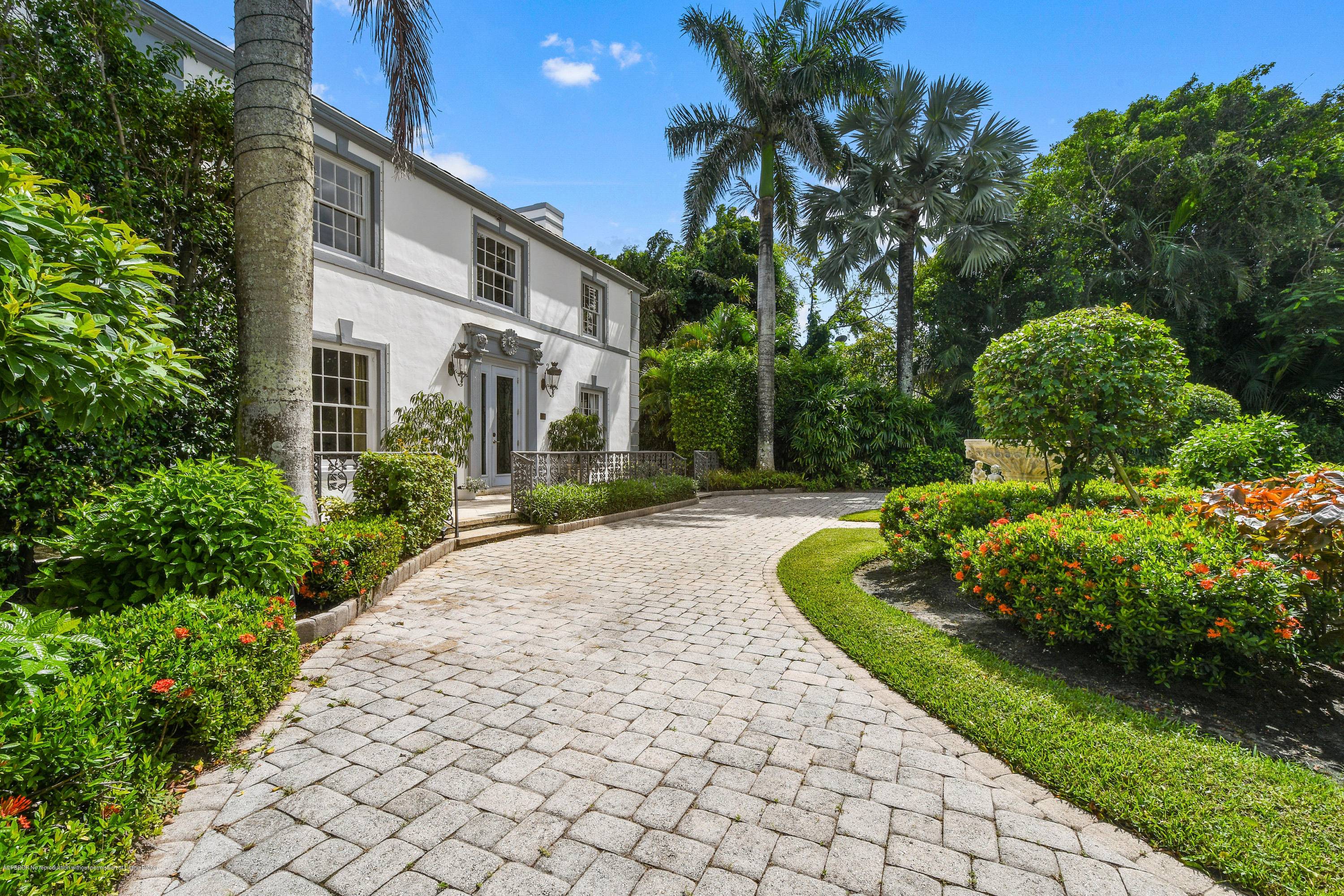 Chic 1940's Colonial. Think Beverly Hills, think Cole Porter, think Dorothy Draper.