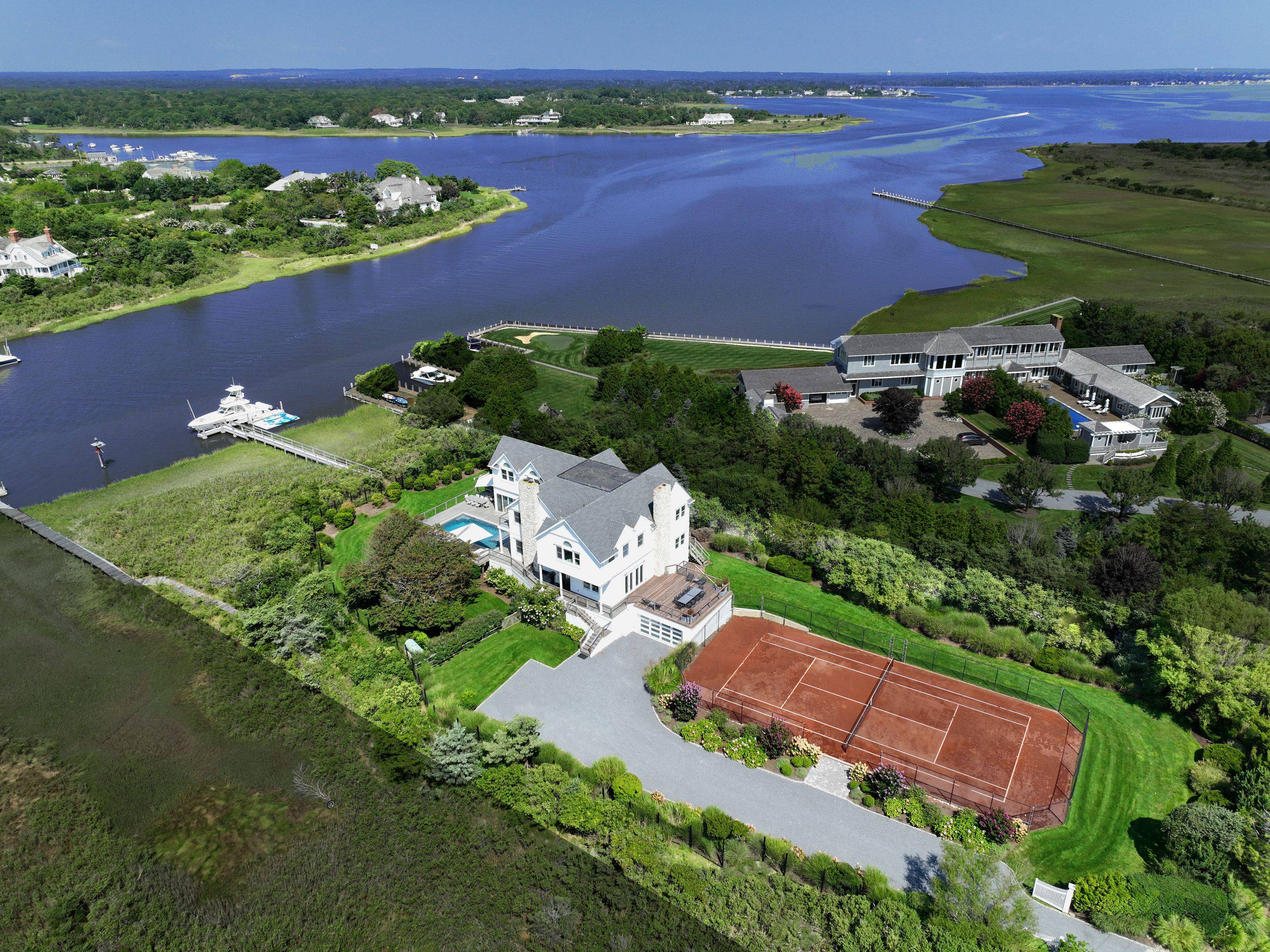  Ultimate Resort Style Bayfront Opportunity Includes 42ft Yacht 
