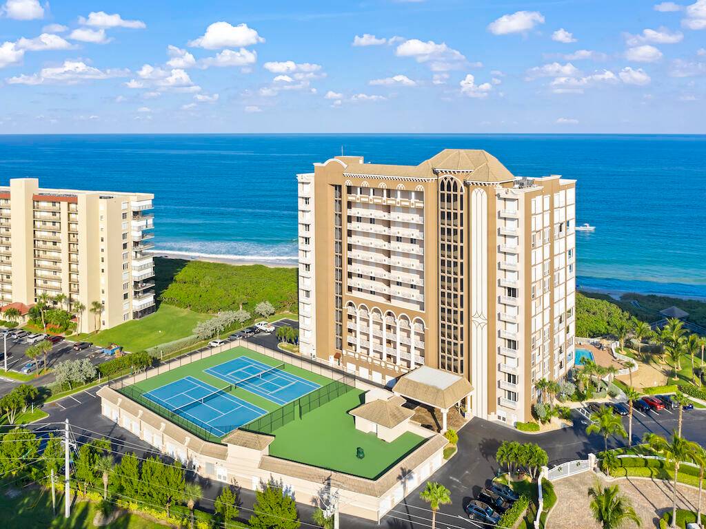 Fully furnished condominium with unspoiled ocean views in North Hutchinson island, ideally located between Downtown Fort Pierce and the best of Vero Beach.