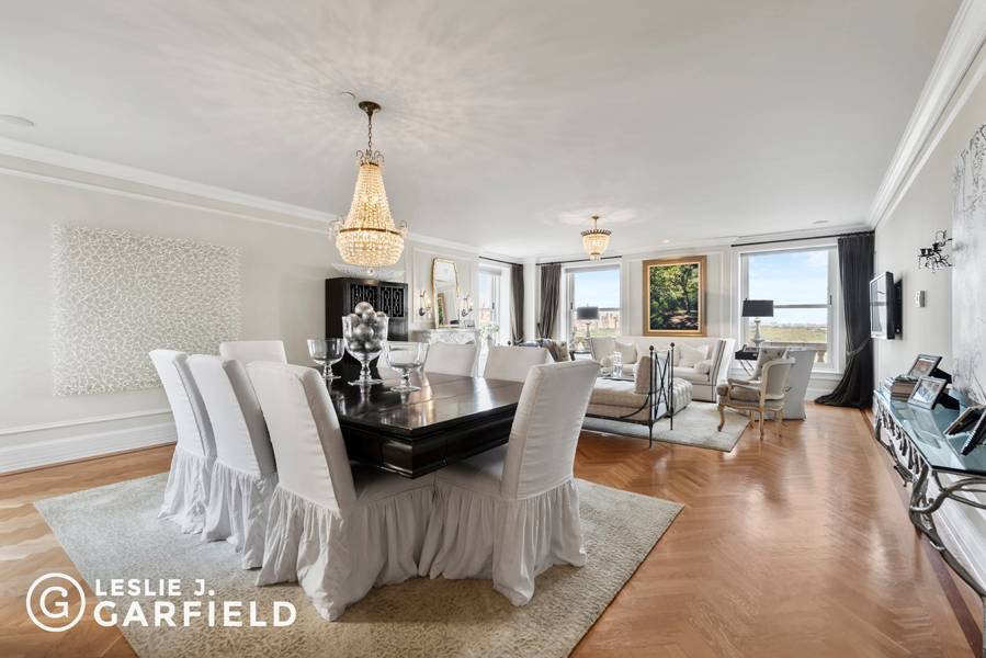 This meticulously renovated 2, 656 square foot masterpiece in The Plaza, one of the most iconic buildings in Manhattan, is comprised of three bedrooms, three bathrooms, and a powder room.