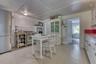 eat-in kitchen