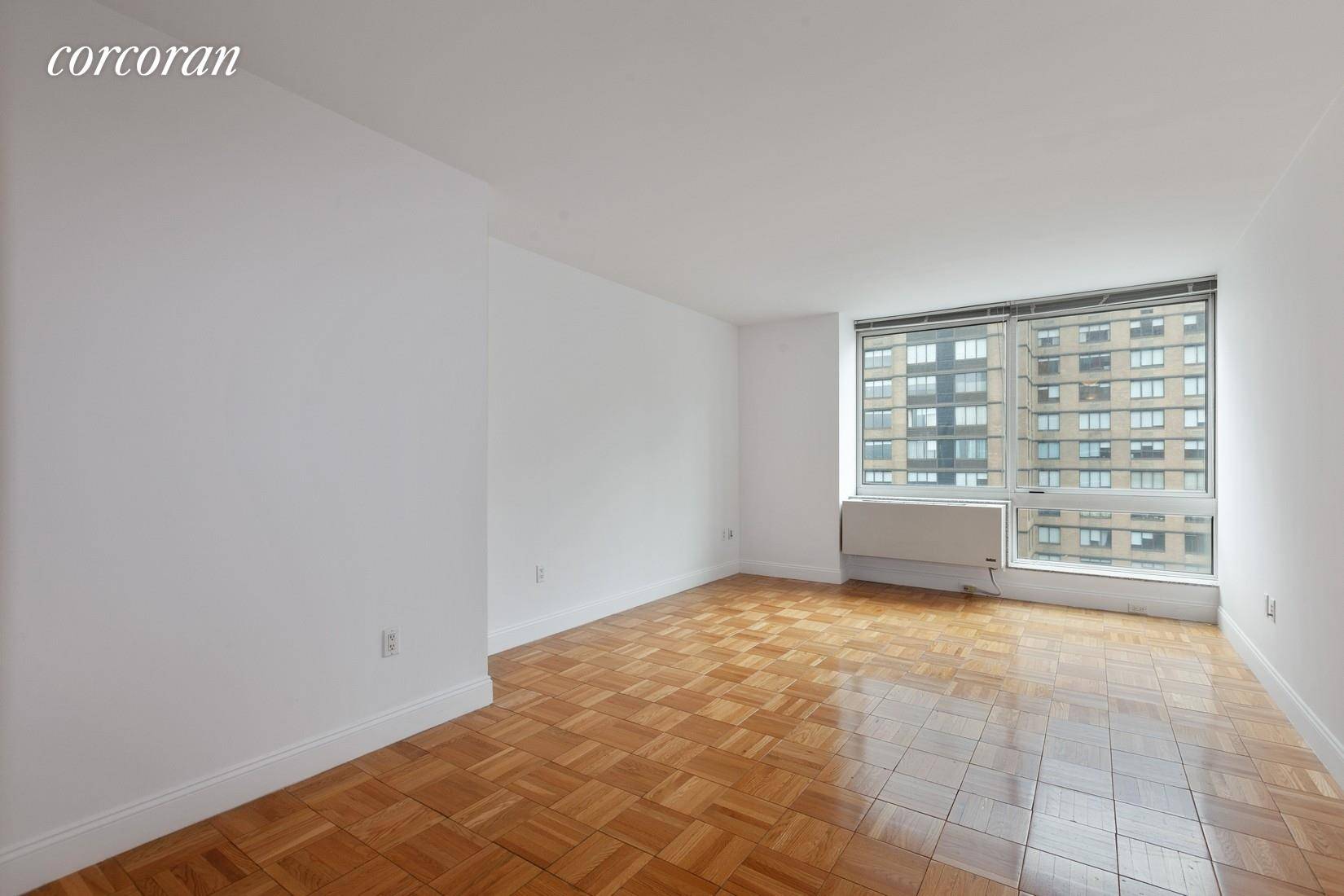 Perfectly proportioned one bedroom home in one of the Upper East Side's most amenity filled buildings, One Carnegie Hill.