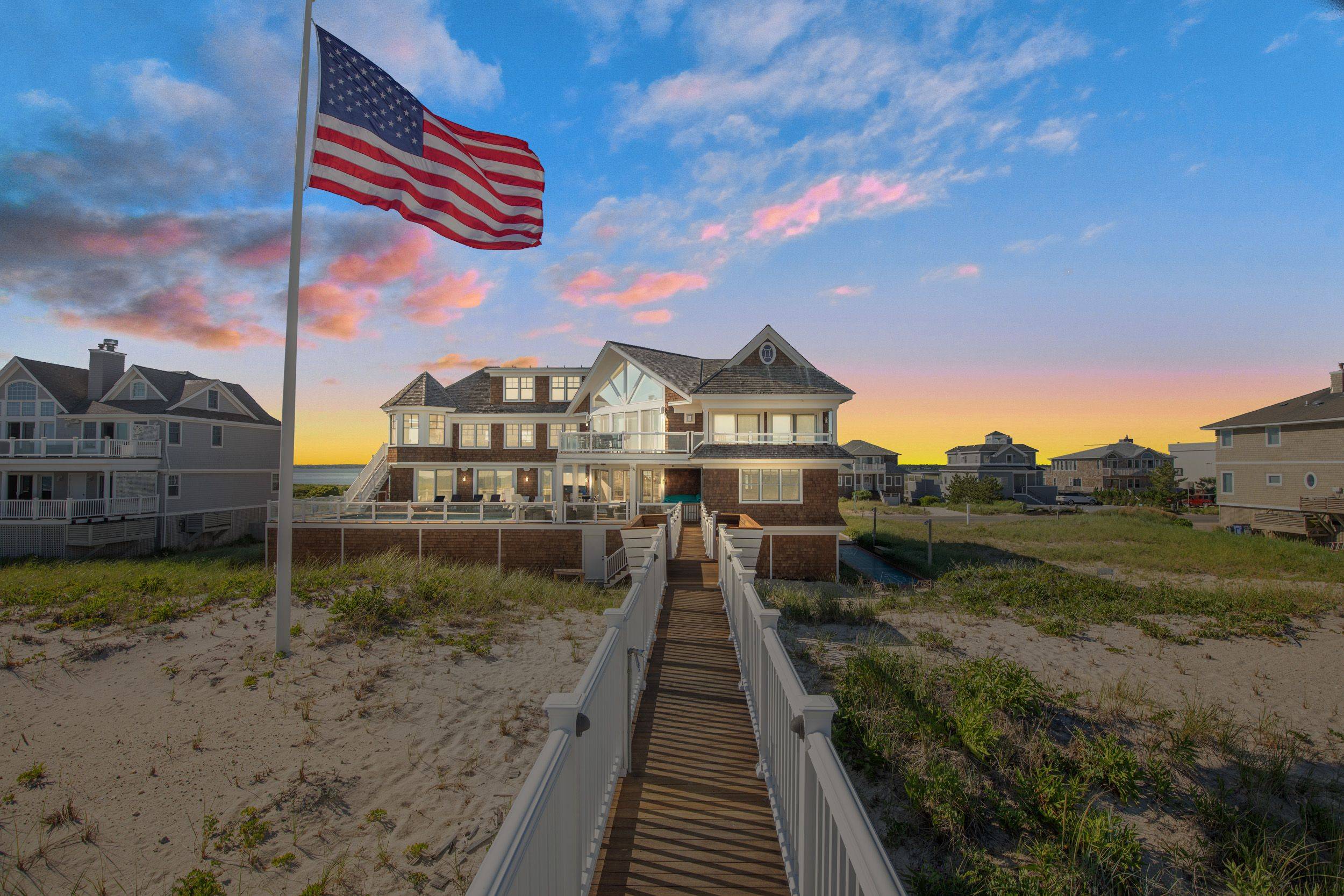 Spectacular Beachfront Mansion: 7 BR, Heated Pool, Dune Rd