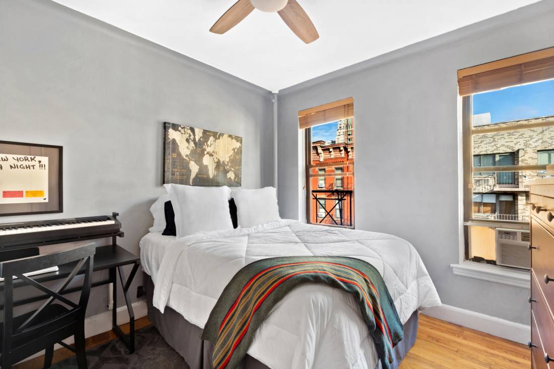Experience peaceful living on the Upper East side in this bright and sunny one bedroom, with windows in every room, Eat in kitchen has been recently renovated with dishwasher and ...