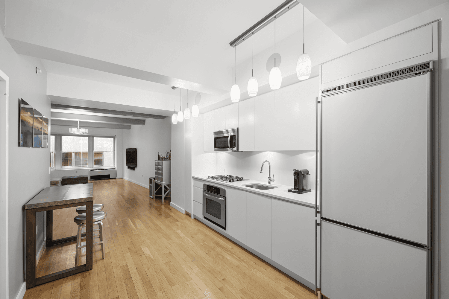 Stunning 1 Bedroom Apartment in the Heart of the Financial District Welcome to Unit 12H at 90 William Street, an exceptional 1 bedroom convertible into 2, 1 bathroom apartment offering ...