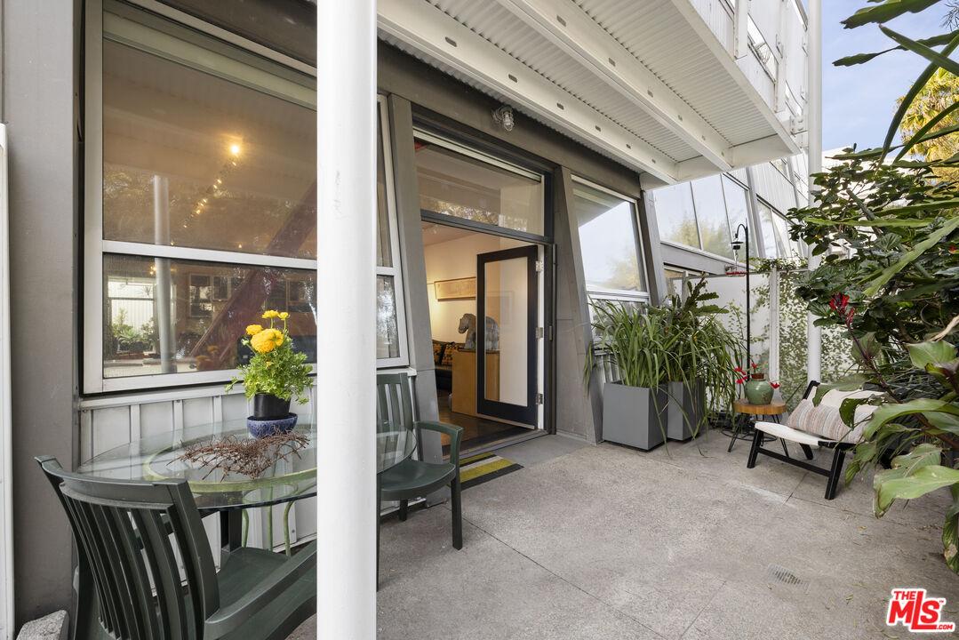 Spacious Private Patio