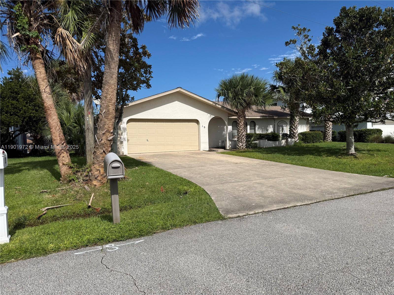 Charming 3 bedroom, 2 bath home with 1, 405 sqft of living space, perfectly situated on a spacious 10, 000 sqft lot with stunning lakefront views !