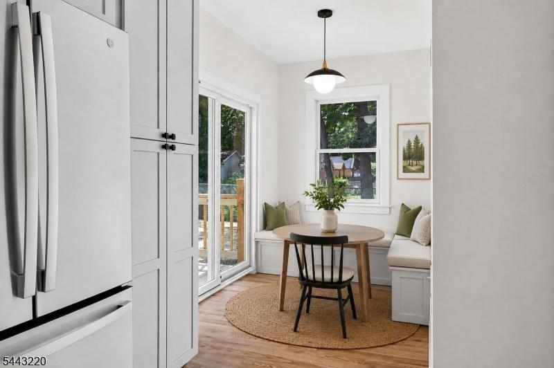Breakfast nook staged
