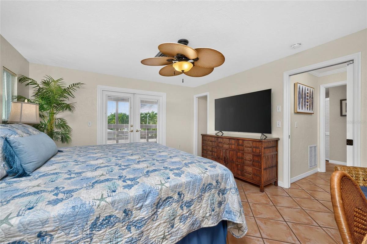 1120 Gulf Blvd - Main House - Suite 5 Primary Bedroom