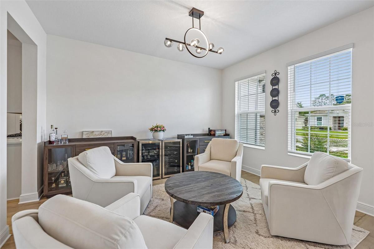 Versatile formal/bonus space.