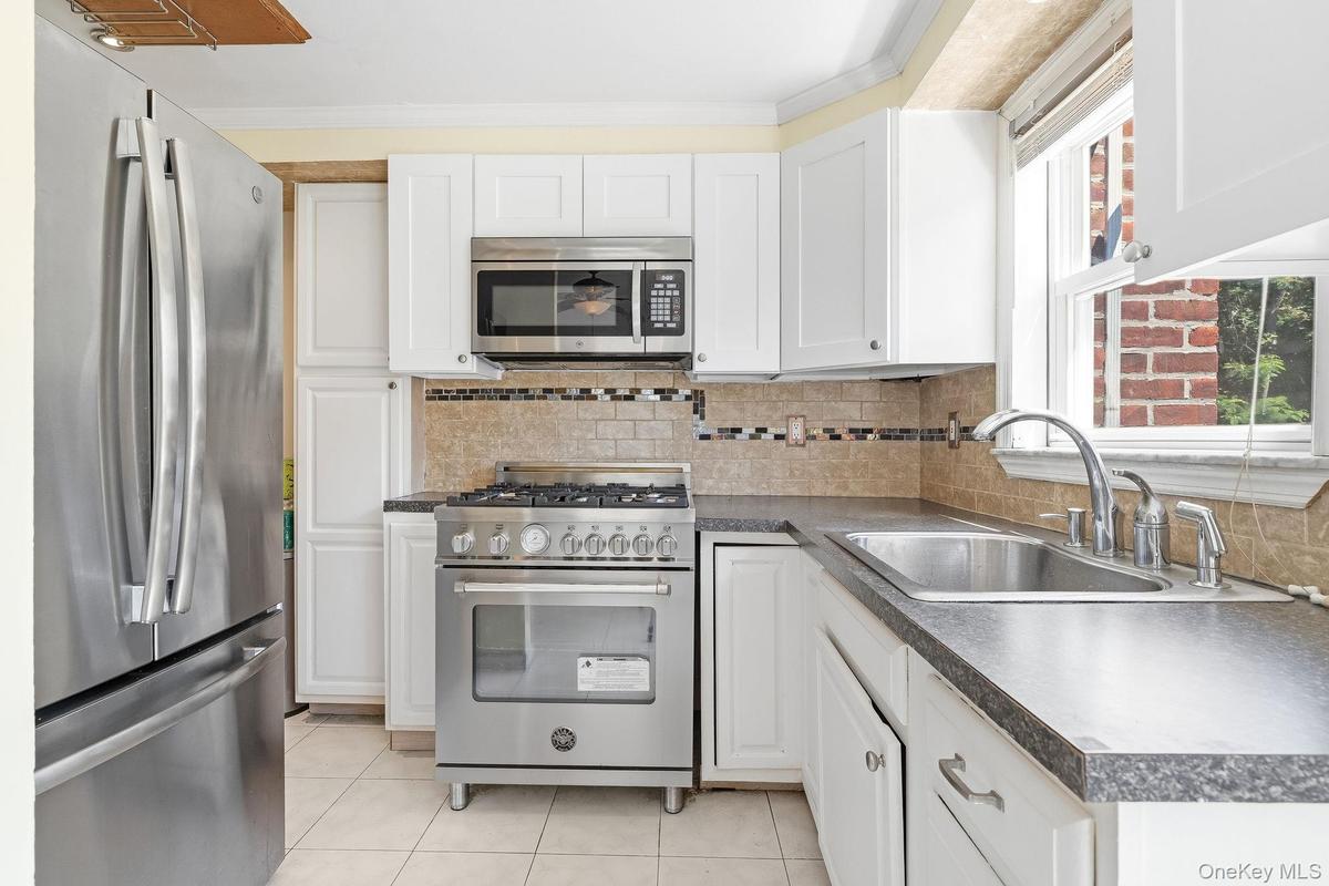 Timeless White Shaker Style