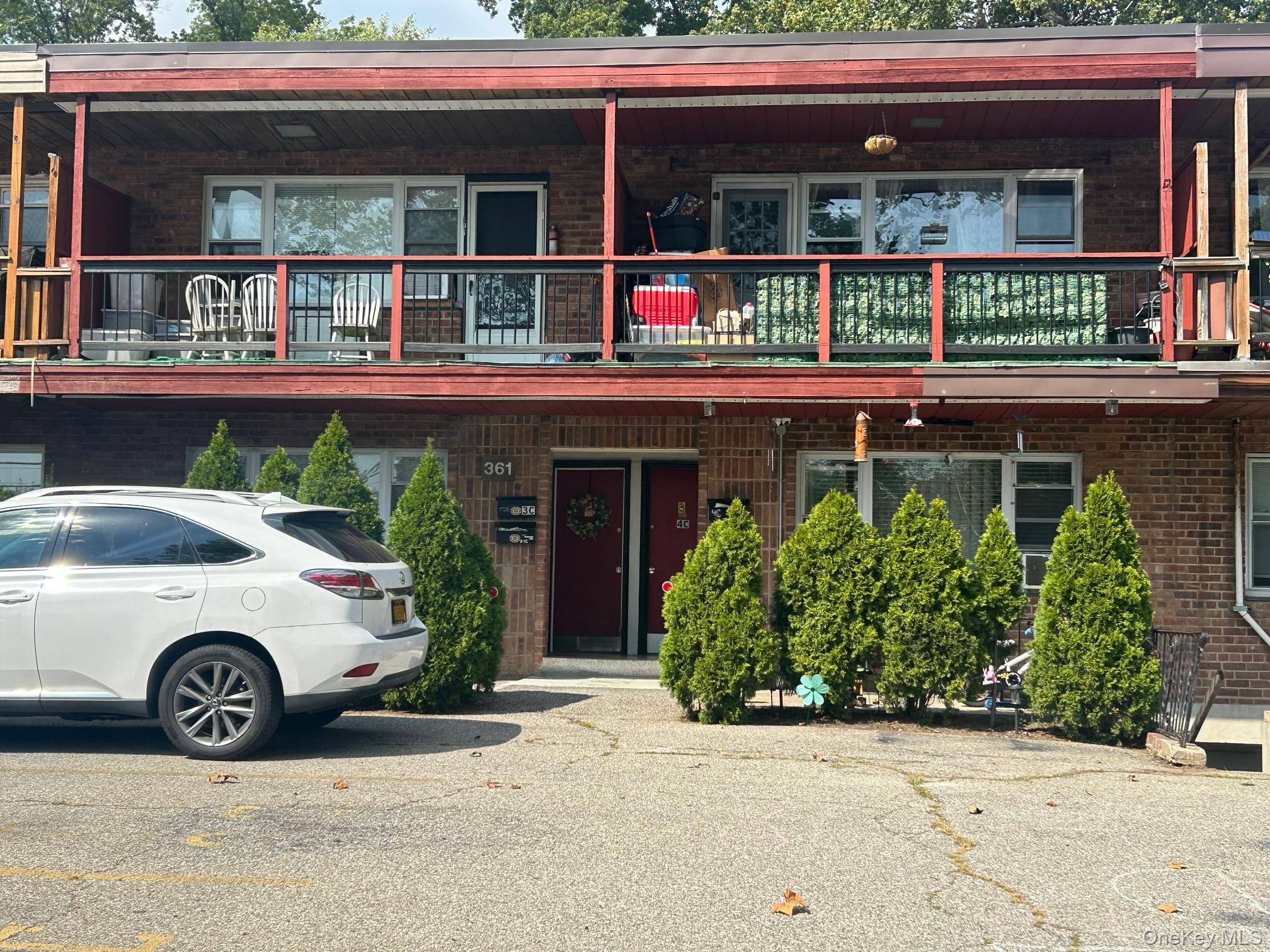 This property consists of 4 one bedroom units with large layout.