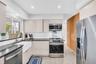 Modern Kitchen Crispy Cabinetry