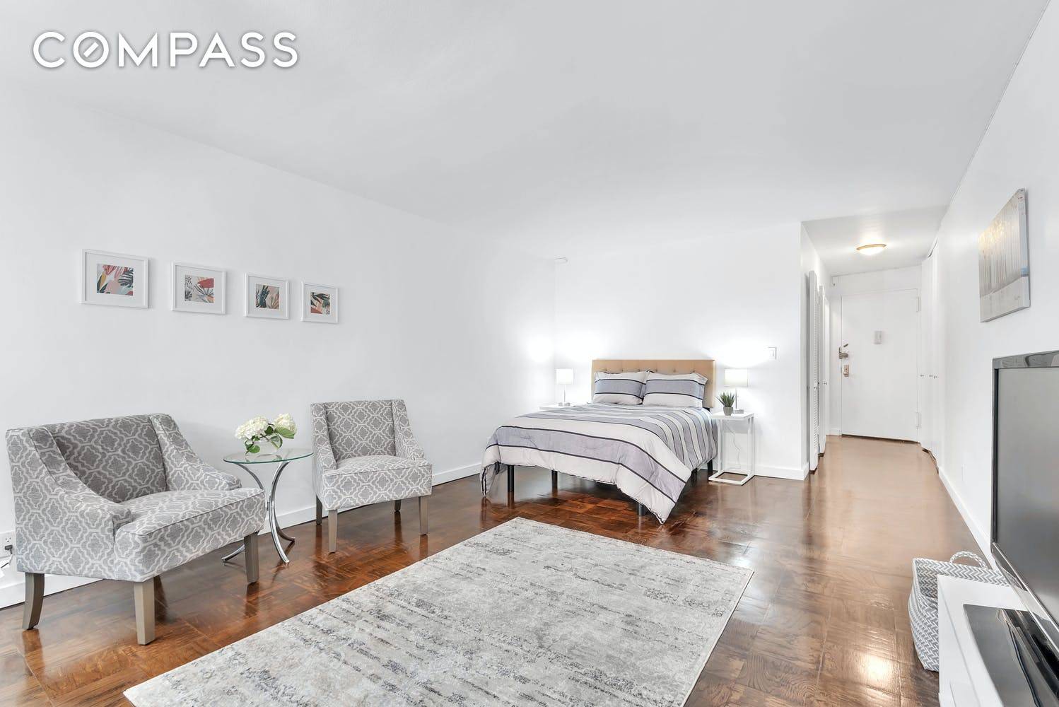 Perfect Jewel Box located in Prime Union Square Greenwich Village that you can call Home !