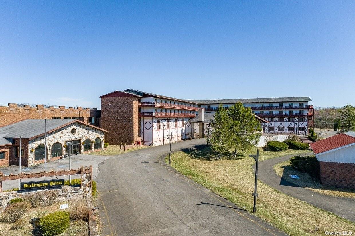 This is a very good opportunity to invest in a hotel, located in the heart of the Catskill Mountains a few minutes from the village of Catskill, Woodstock, Hudson and ...