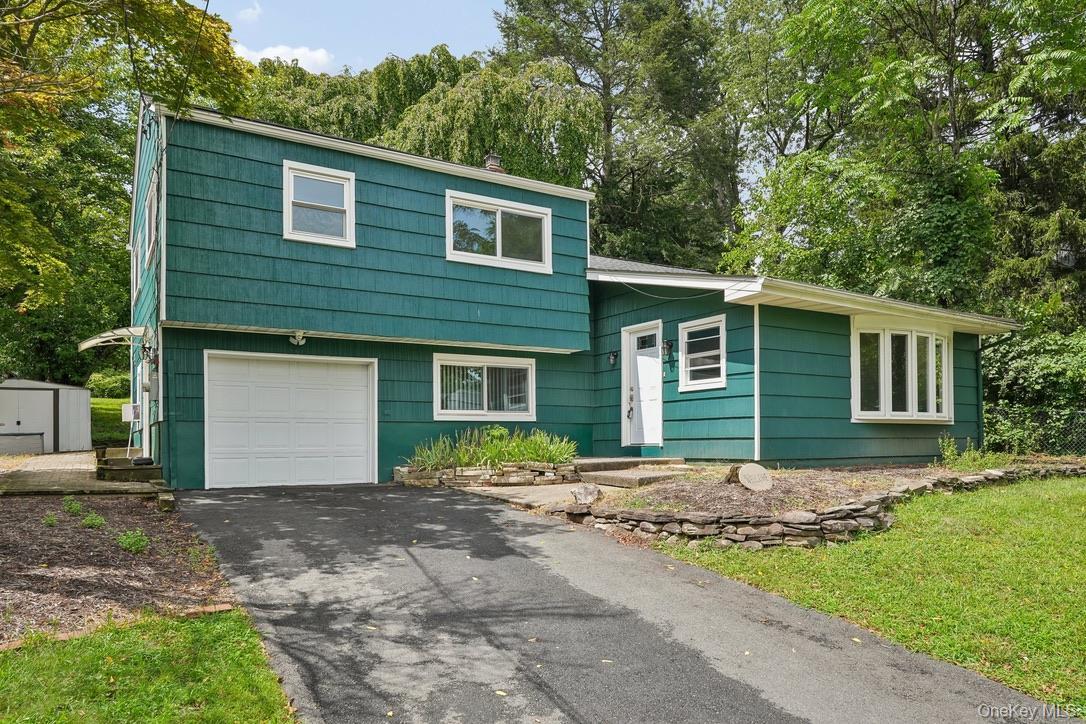 Lovely three bedroom split level
