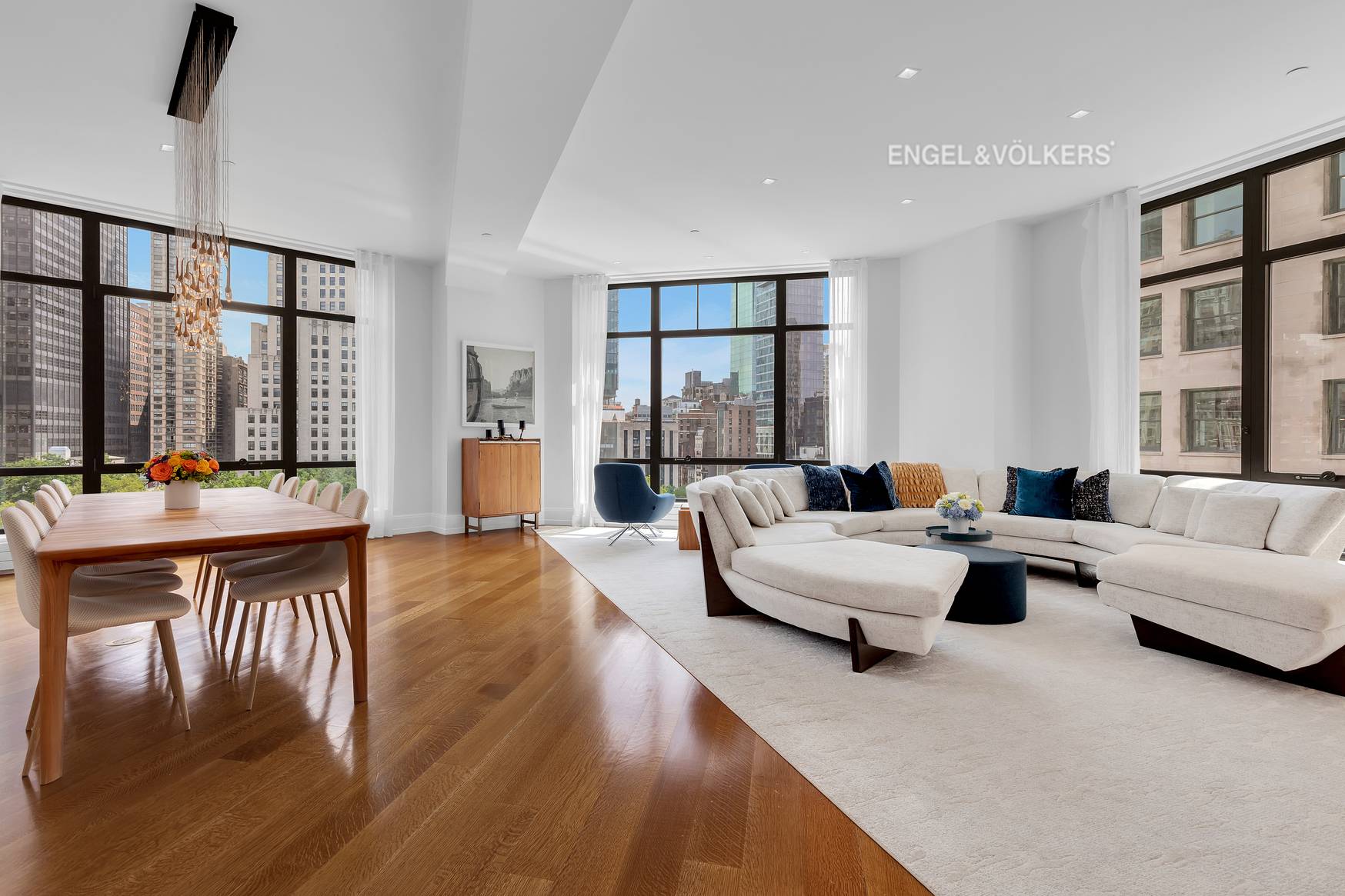 Overlooking Madison Square Park, this exquisite 2, 871 square foot, three bedroom, three and a half bathroom residence is situated on the highest floor of one of the most sought ...