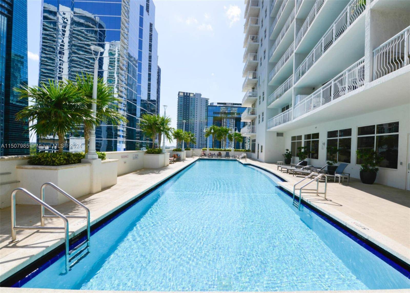 BEAUTIFUL 1BED 1BATH IN THE CLUB AT BRICKELL BAY PLAZA IN BRICKELL.