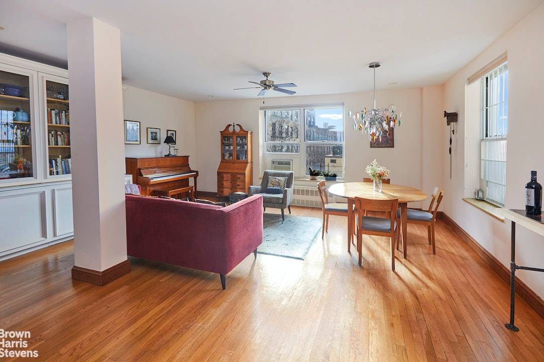 Live the Brooklyn dream in this sprawling 3 Bedroom 3 Bath home in the premiere Prewar condominium in Prime Prospect Heights.