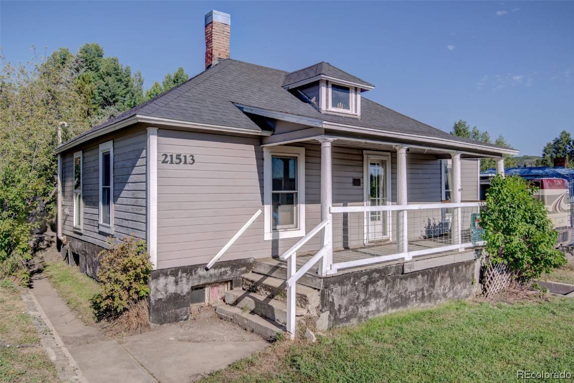 Beautiful Historic home in the heart of South Routt !