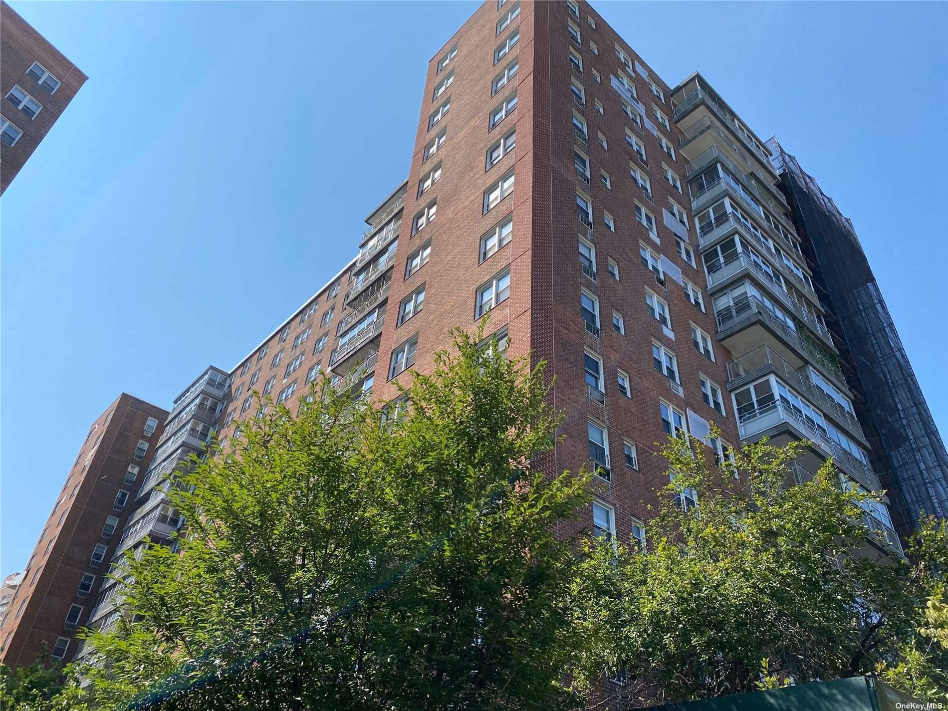 This Rarely Available 3 Bed, 2 Bath K Line at the Carlyle Towers in Downtown Flushing Spacious Living room with Large Windows Along with a Terrace Allows for Year Round ...