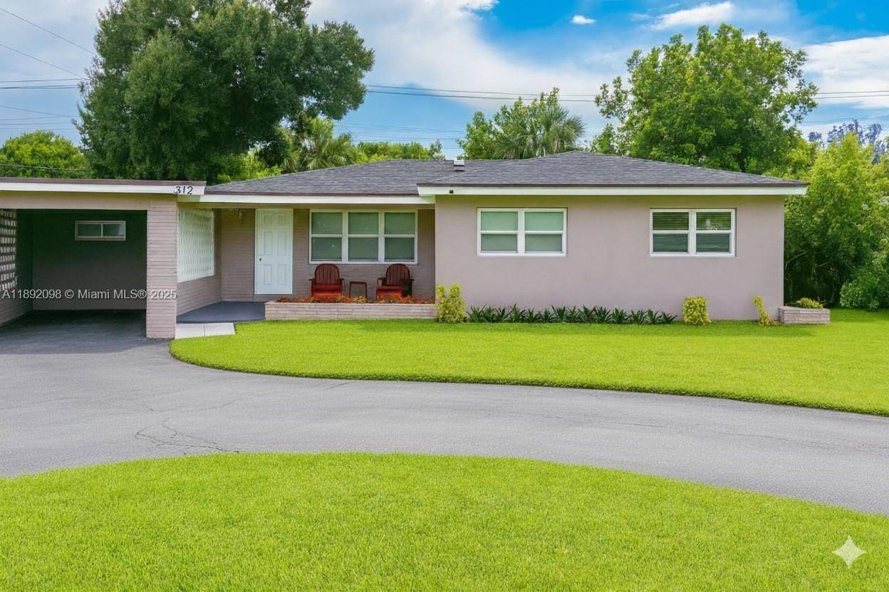 Experience the South Florida lifestyle in this bright and airy 4 bedroom, 2 bath home in beautiful Oakland Park, just minutes from Wilton Manors, Downtown Fort Lauderdale and the beach.