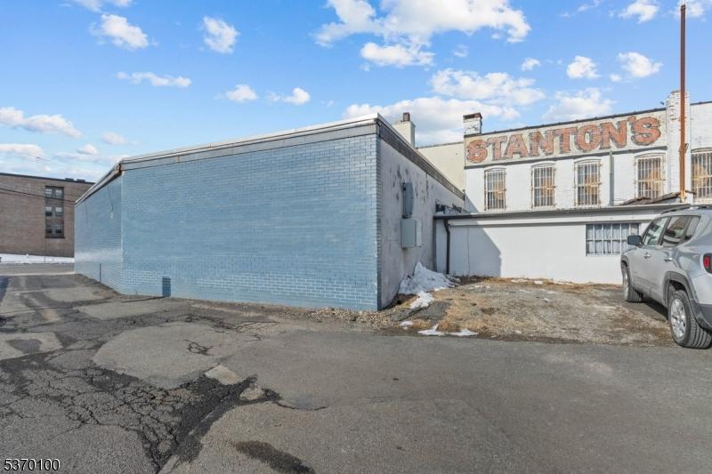 SIDE OF BUILDING