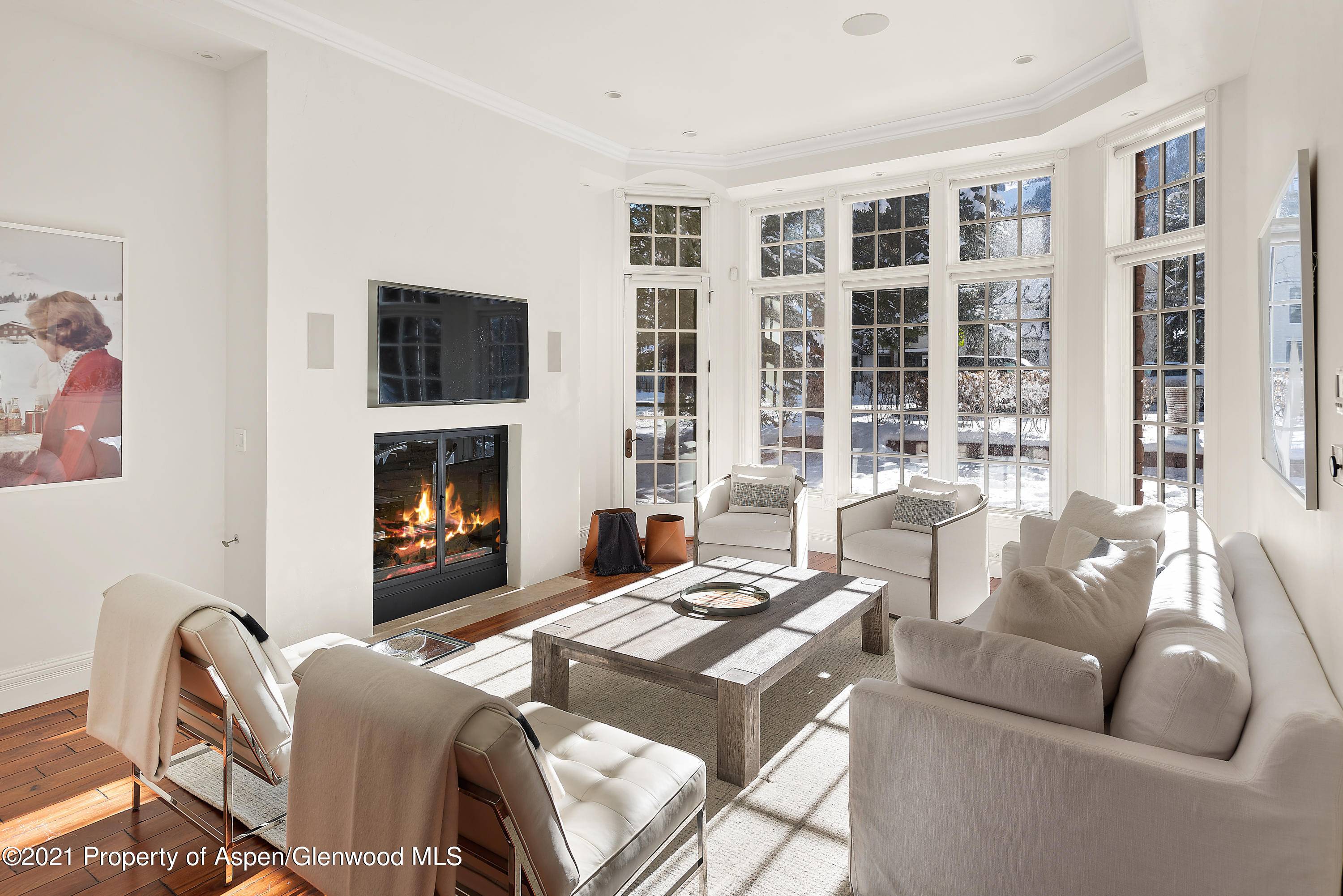 Located in Aspen's Prestigious West End neighborhood, this four bedroom home has been recently updated in a contemporary style.