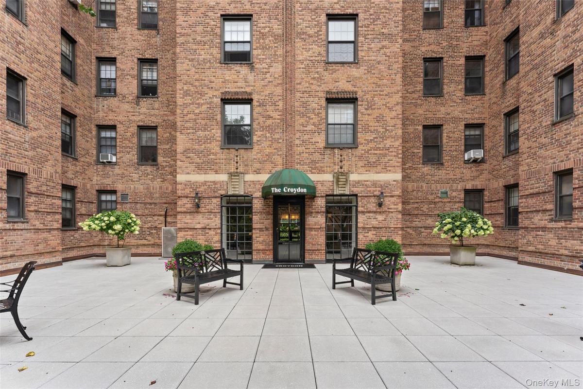 Welcome to The Croyden an Art Deco pre-war co-op building located in Bronxville P.O. Yonkers NY!