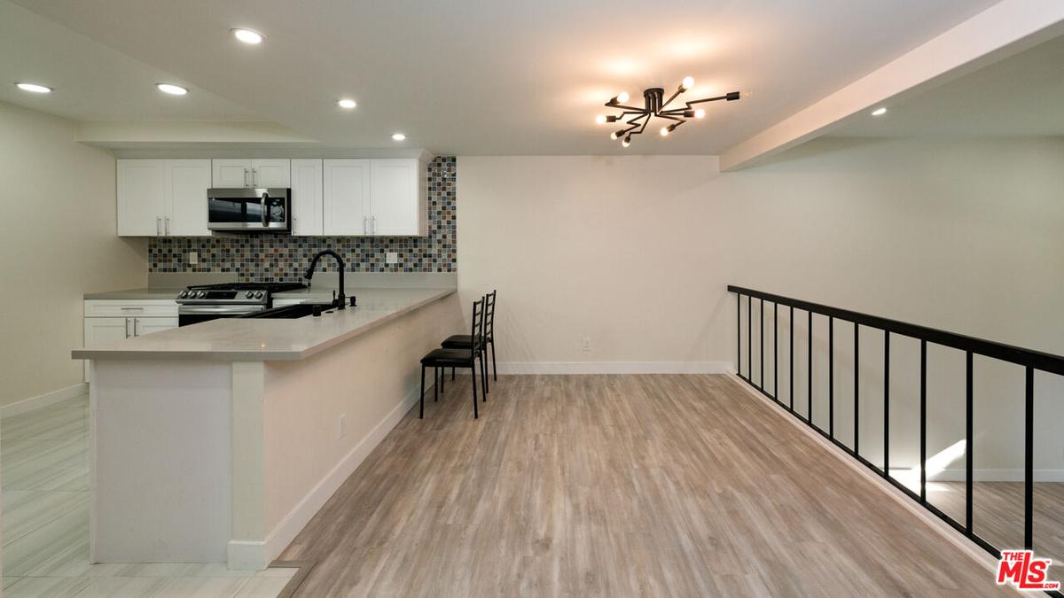 Kitchen | Dining Area