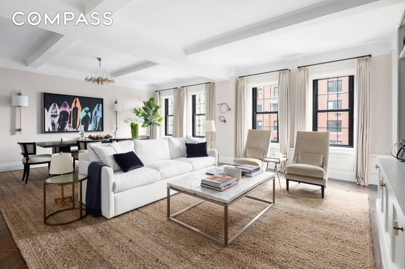 This sprawling and meticulous three bedroom plus home office on Greenwich Village's Gold Coast offers stunning views and unparalleled design.