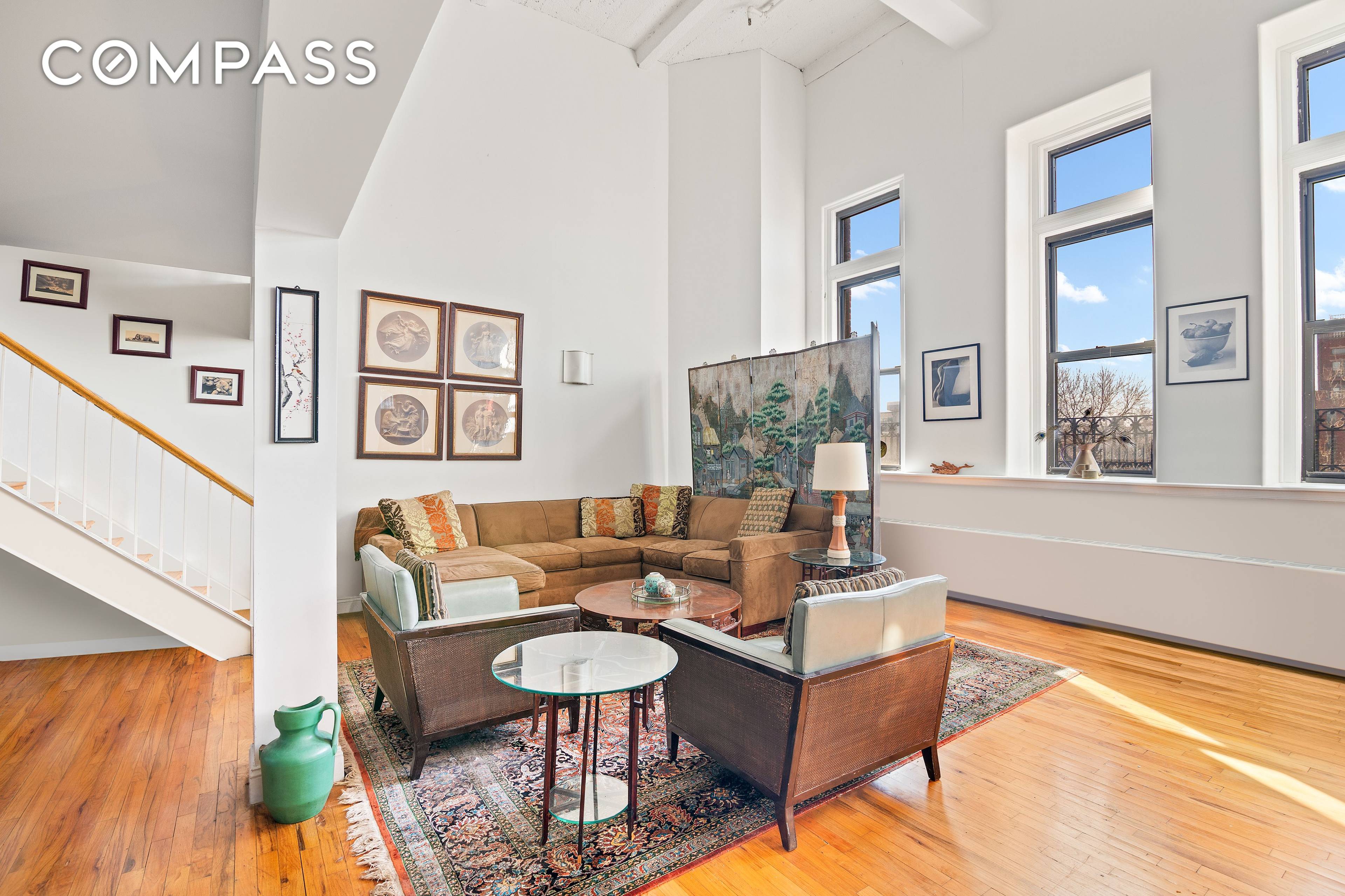 Spectacular and Unique 1 Bedroom, 2 Bath Duplex Loft with Private Roof Deck and Parking !