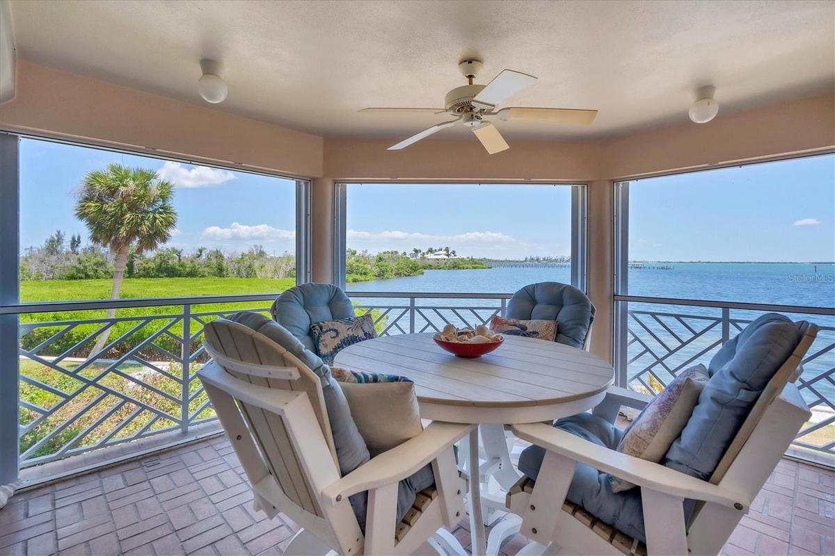 Waterside Lanai