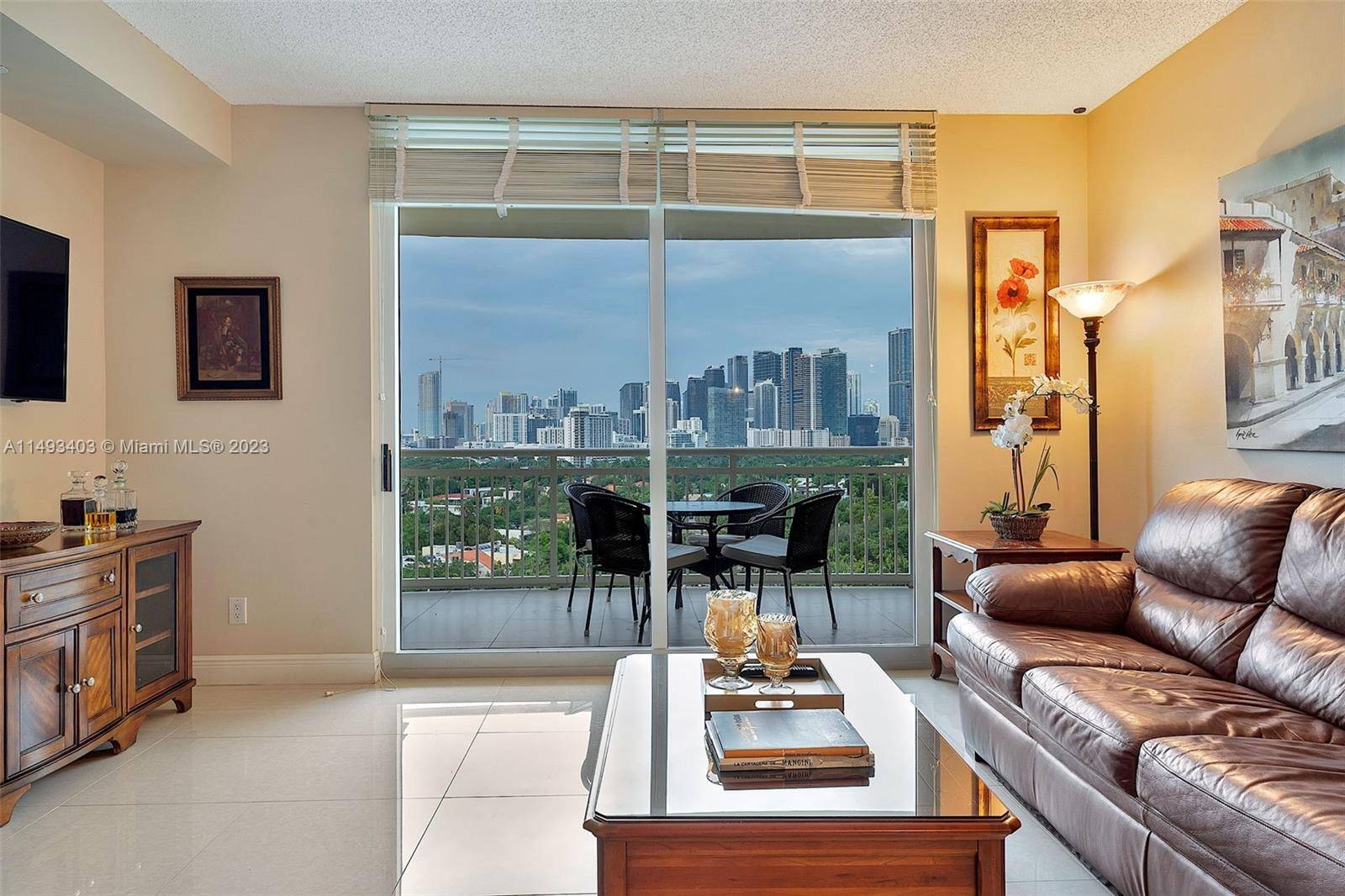 Spectacular, unobstructed views of Brickell and Biscayne Bay from beautiful, bright, fully furnished 2bed 2 bath, 1 assigned parking space located in Metropolitan Condo in South Brickell.