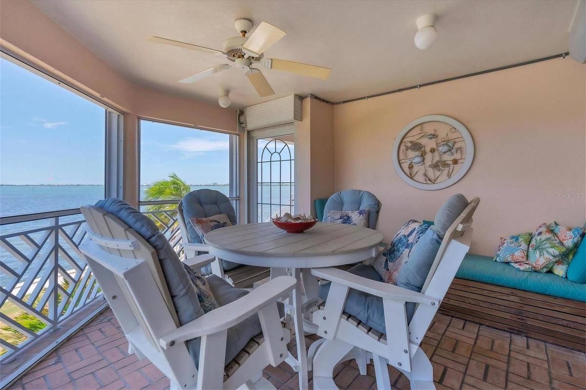 Waterside Lanai